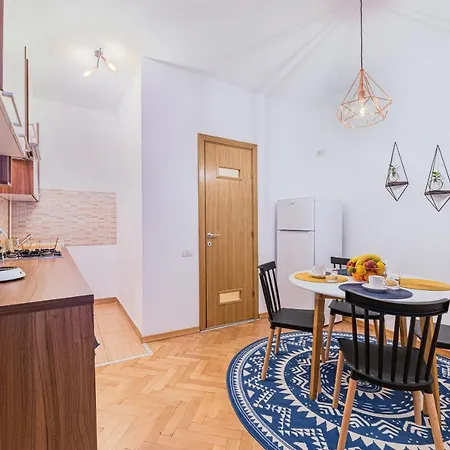 Garden Hideout - Central Apartment Braşov Extérieur photo