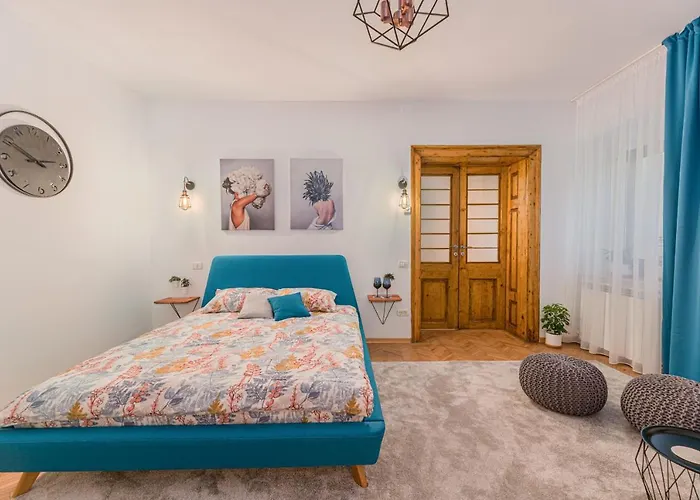 Garden Hideout - Central Apartment